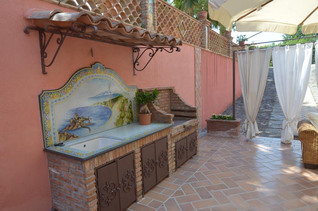 Villa Papardo Giarre Szoba fotó